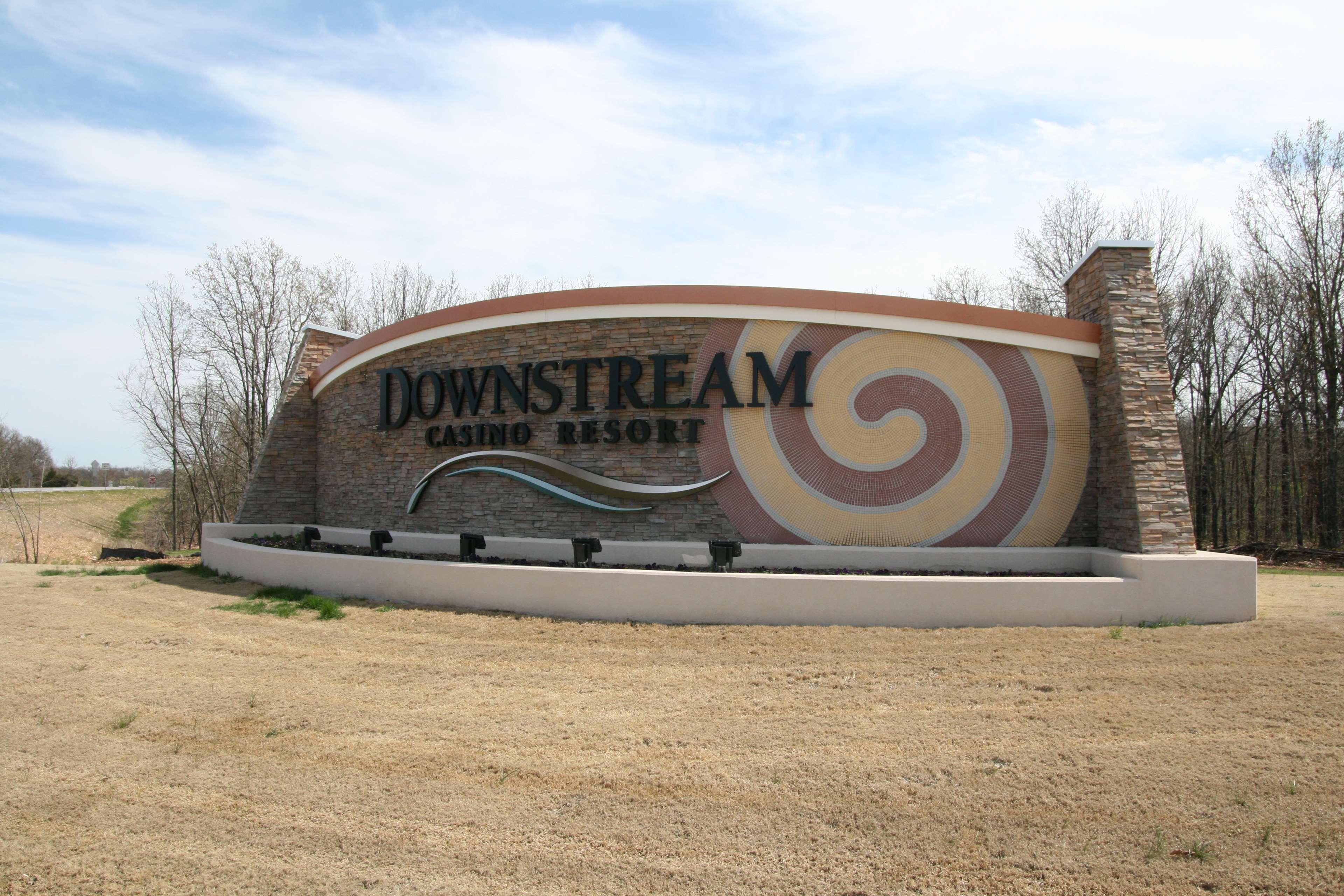 Hampton Inn Joplin Exterior photo