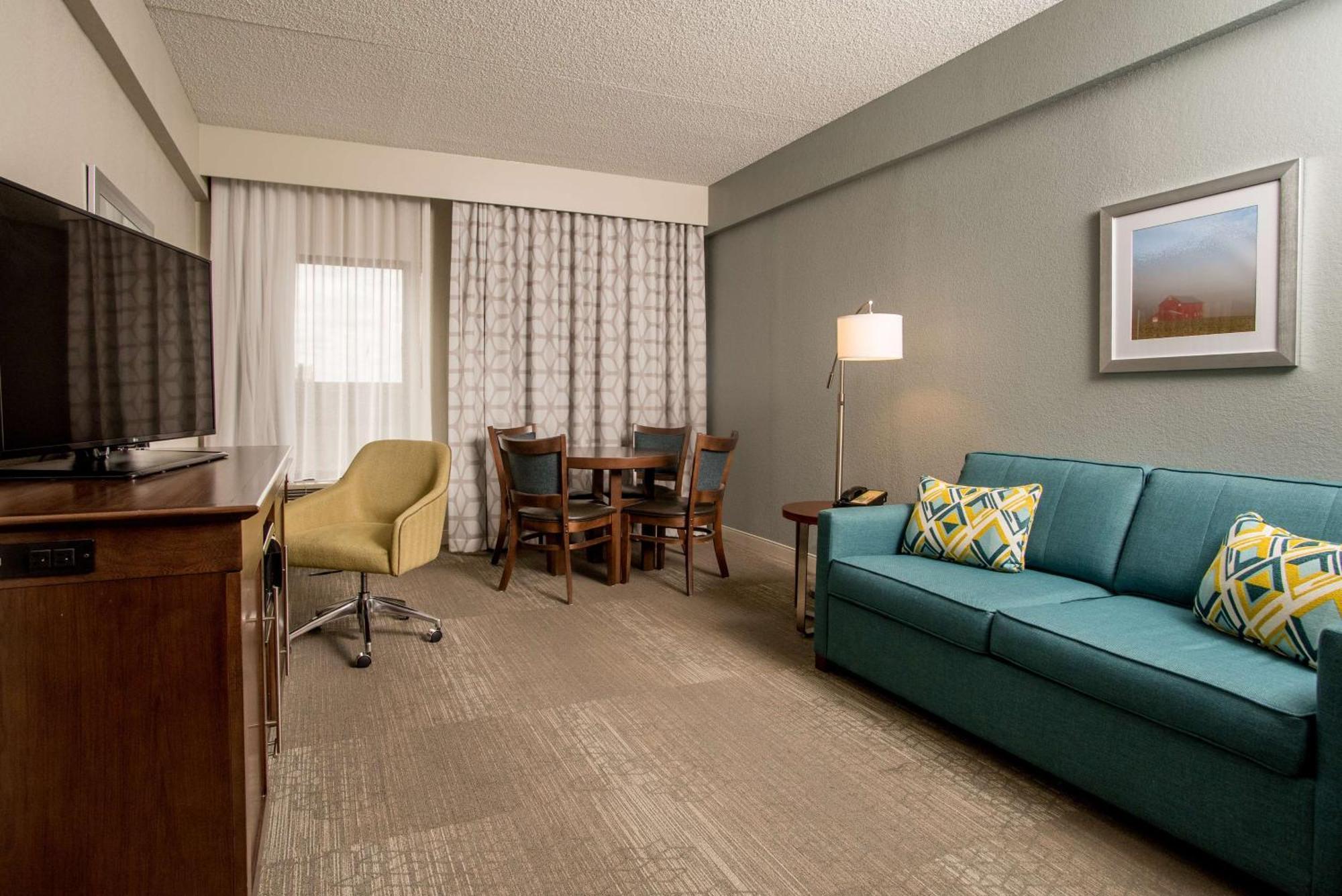 Hampton Inn Joplin Exterior photo