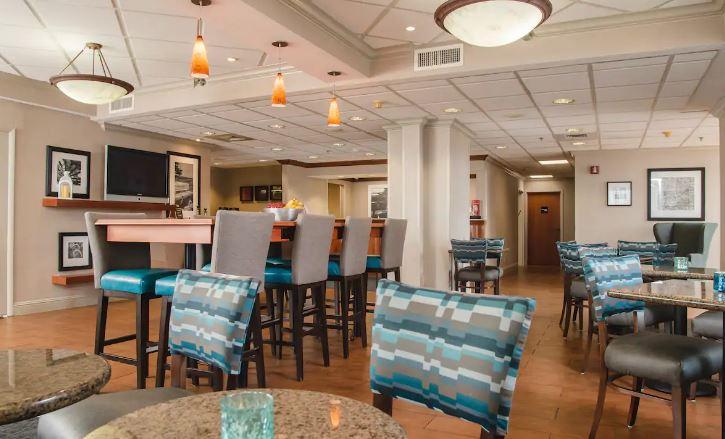 Hampton Inn Joplin Exterior photo